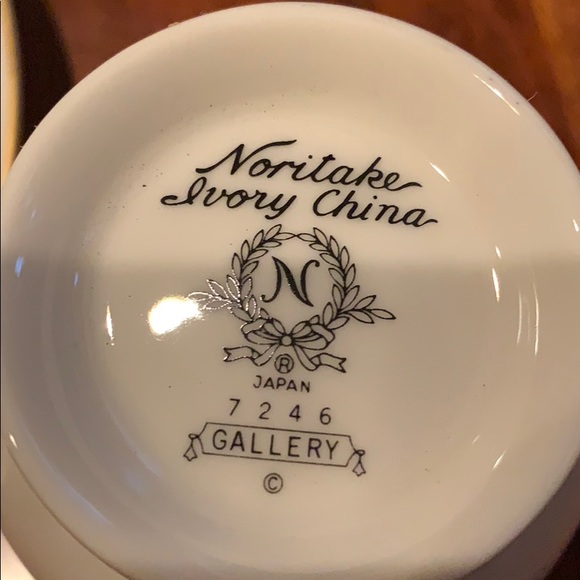 Cup & Saucer Set
Gallery
by NORITAKE - Picture 2 of 5